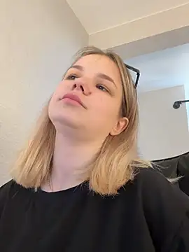 KimEvanss online show from 06/24/26, 05:17