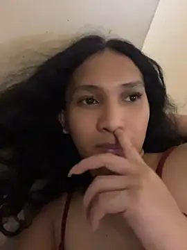slutty aki online show from 07/02/26, 03:18