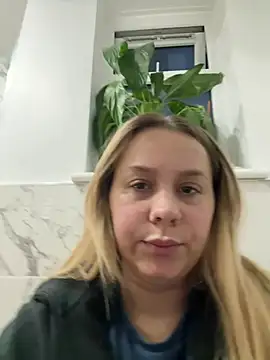 OliviaJadeXx online show from 05/20/26, 08:37
