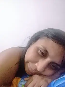 Snapshot of MELIZ_QUEEN chatting on 06/06/26, 02:38 MELIZ QUEEN online show from 06/06/26, 02:38