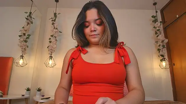 Shadya  online show from 07/19/26, 03:43