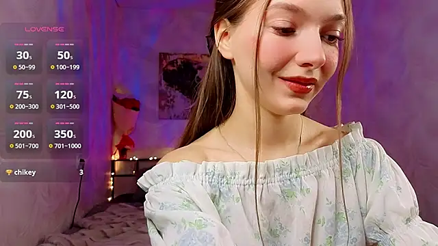 AuraLune   online show from 06/04/26, 02:01