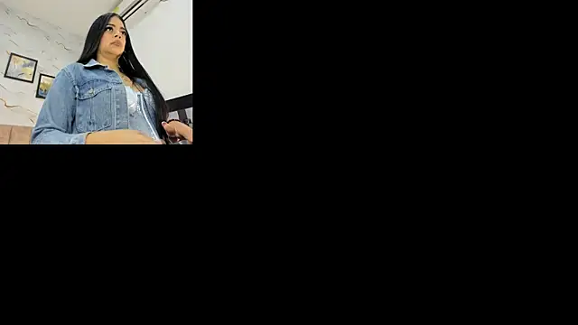 Snapshot of Candicewayne chatting on 06/13/26, 10:35 Candicewayne online show from 06/13/26, 10:35