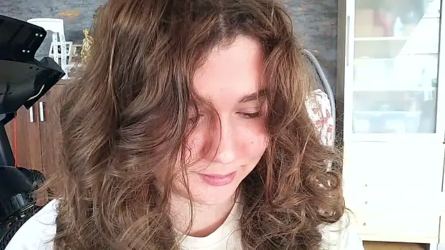 Snapshot of AmeliFoxi chatting on 04/26/26, 12:25 AmeliFoxi online show from 04/26/26, 12:25