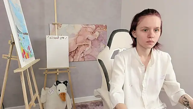 Milena Milyan online show from 05/17/26, 01:14