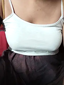 Snapshot of Pakhi_vabisexy chatting on 06/03/26, 08:17 Pakhi vabisexy online show from 06/03/26, 08:17
