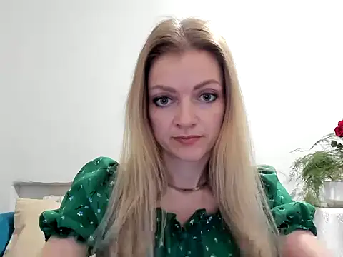 Snapshot of Severina7 chatting on 05/28/26, 07:11 Severina7 online show from 05/28/26, 07:11
