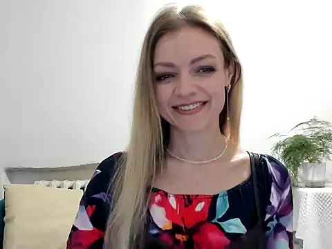 Snapshot of Severina7 chatting on 06/04/26, 06:25 Severina7 online show from 06/04/26, 06:25
