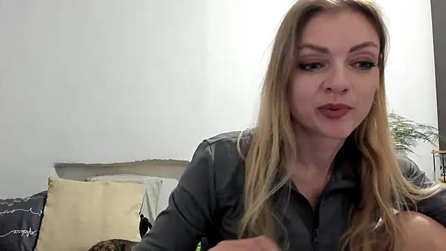 Snapshot of Severina7 chatting on 06/30/26, 07:59 Severina7 online show from 06/30/26, 07:59