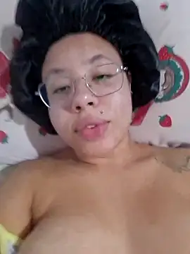 Snapshot of cathcathlai chatting on 04/14/26, 03:23 cathcathlai online show from 04/14/26, 03:23