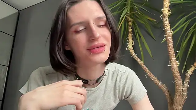 Snapshot of Niky_Long chatting on 06/02/26, 01:35 Niky Long online show from 06/02/26, 01:35