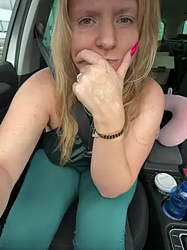 Tiffy Rosee online show from 07/09/26, 06:06
