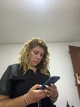 viictoria moncada online show from 07/03/26, 01:56