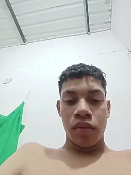 curious straight guy online show from 06/30/26, 05:25