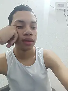 curious straight guy online show from 07/08/26, 01:48