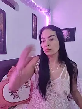 LuluDream online show from 06/04/26, 04:29