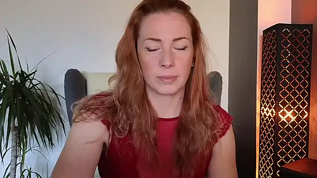 Sharon Red online show from 10/21/25, 09:32