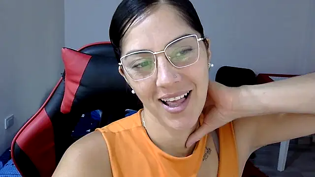 Bandida553 online show from 06/04/26, 04:46