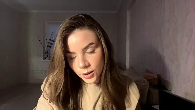 Snapshot of LeishaRocher chatting on 04/18/26, 05:50 LeishaRocher online show from 04/18/26, 05:50