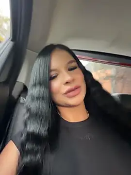 Snapshot of Elara_Luxe chatting on 06/03/26, 03:39 Elara Luxe online show from 06/03/26, 03:39