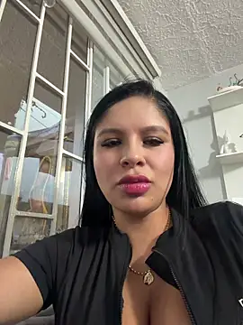 Elara Luxe online show from 07/21/26, 11:07