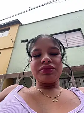 Elara Luxe online show from 07/22/26, 10:45