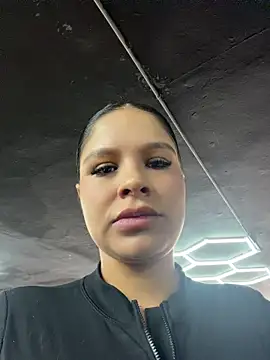 Elara Luxe online show from 07/23/26, 02:48