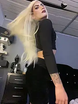 valen lewiiz online show from 07/17/26, 11:53