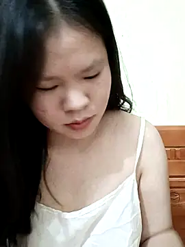 Snapshot of Seraphinahh chatting on 06/21/26, 02:19 Seraphinahh online show from 06/21/26, 02:19