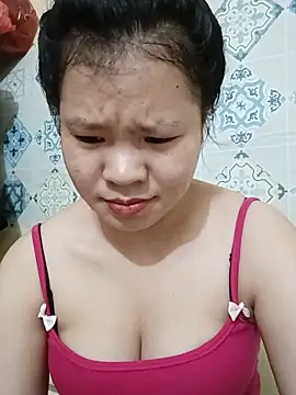 Snapshot of Seraphinahh chatting on 07/01/26, 12:12 Seraphinahh online show from 07/01/26, 12:12
