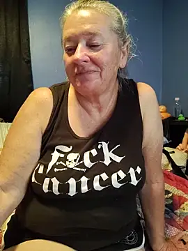 Snapshot of RavensLove chatting on 05/26/26, 11:45 RavensLove online show from 05/26/26, 11:45