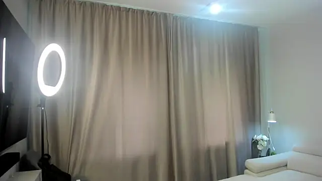 RenateVashaw online show from 07/28/26, 06:42