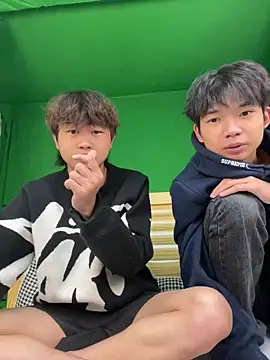 -OvO- online show from 05/07/26, 11:04