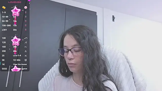 Snapshot of Samantha_bloww1 chatting on 07/17/26, 03:24 Samantha bloww1 online show from 07/17/26, 03:24