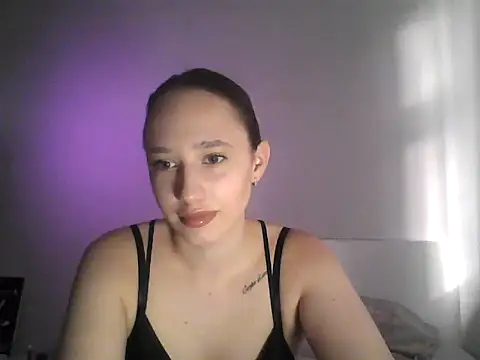Snapshot of DarkMirel chatting on 04/21/26, 02:34 DarkMirel online show from 04/21/26, 02:34