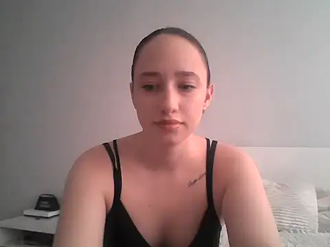 Snapshot of DarkMirel chatting on 04/28/26, 01:27 DarkMirel online show from 04/28/26, 01:27