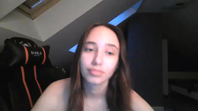 Snapshot of DarkMirel chatting on 07/01/26, 07:02 DarkMirel online show from 07/01/26, 07:02