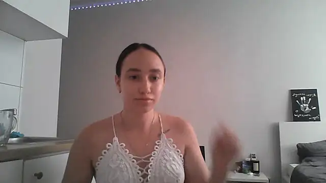 Snapshot of DarkMirel chatting on 07/31/26, 02:05 DarkMirel online show from 07/31/26, 02:05