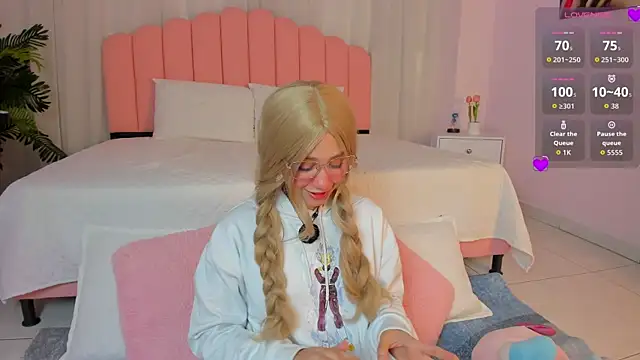 sweett fire online show from 05/09/26, 05:40