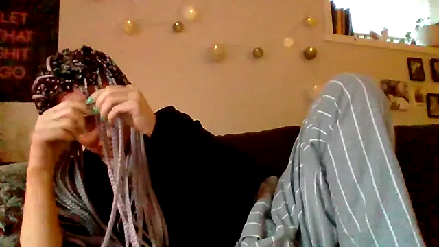 shyhornymommy online show from 05/06/26, 01:57