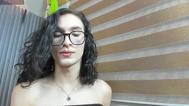 Snapshot of Shammy_rosse chatting on 06/01/26, 07:37 Shammy rosse online show from 06/01/26, 07:37