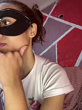 gabrielasausa30 online show from 06/23/26, 01:47