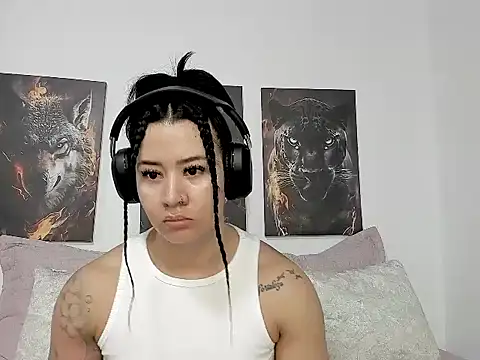 Snapshot of AngelMartinss chatting on 05/12/26, 02:25 AngelMartinss online show from 05/12/26, 02:25