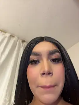 Tyra malkovaa online show from 07/12/26, 03:19