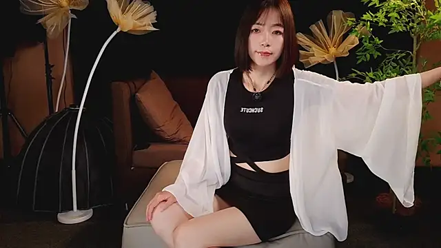 Snapshot of fafade2588 chatting on 04/21/26, 05:14 fafade2588 online show from 04/21/26, 05:14