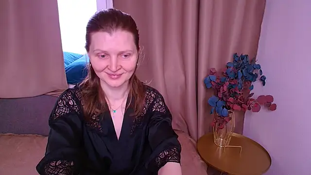 Liza  Evans online show from 04/25/26, 02:14