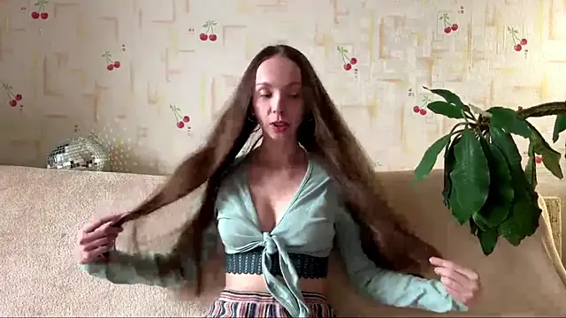 AdriannaBill online show from 07/12/26, 04:42