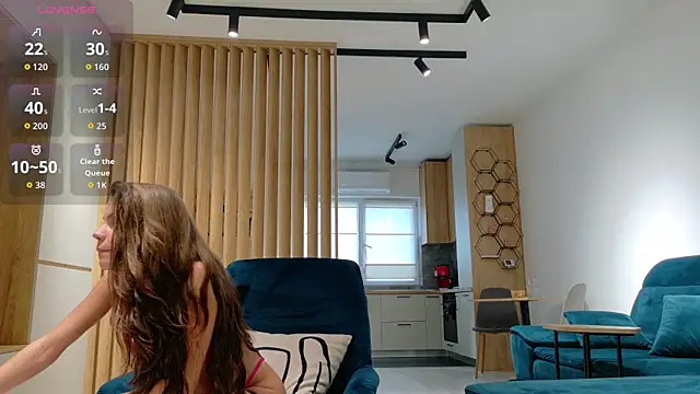 Tiny Blush online show from 06/18/26, 04:35