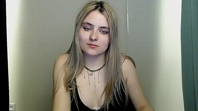 Snapshot of _shy_sabrina__ chatting on 04/16/26, 05:36 shy sabrina online show from 04/16/26, 05:36