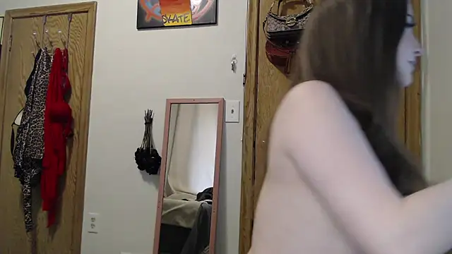 aurora rayx online show from 06/21/26, 10:34